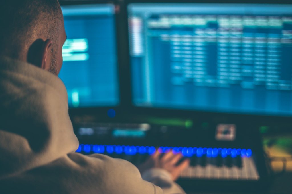 5 Essential Plugins for a Hip-Hop Music Producer in 2021